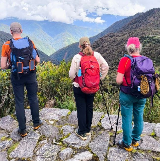 Qué ropa llevar al Camino Inca según el clima