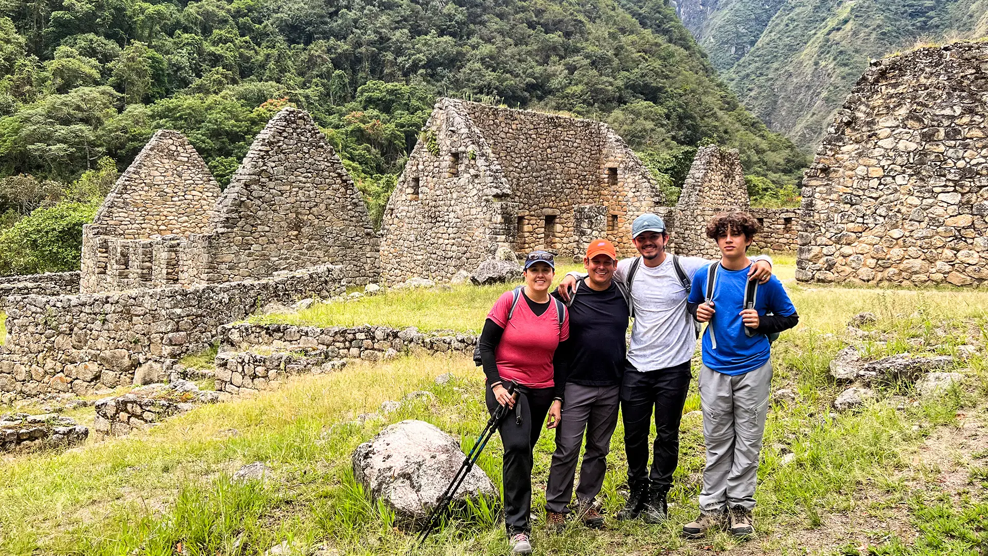 Centro Arqueológico Wiñay Wayña en ruta Camino Inca