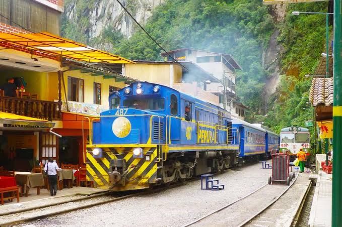 Aguas Calientes - Ollantaytambo tren